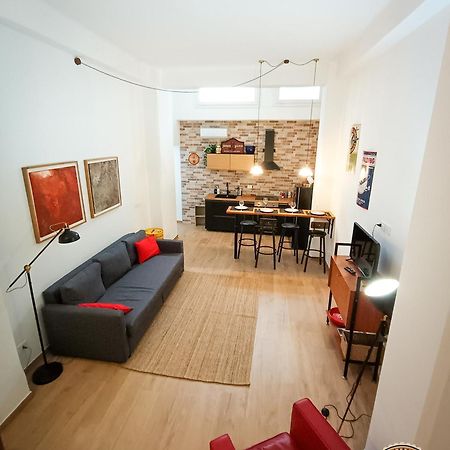 Bed And Gears - Industrial Design Loft Daire Bari Dış mekan fotoğraf